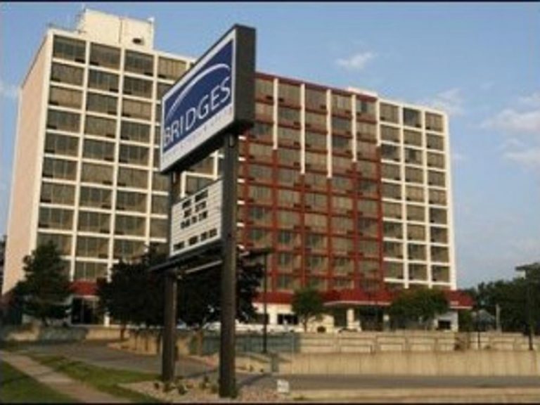 5f686d0d 49e1 58ca b9e6 097fd2c37d63.preview 300 1 768x576